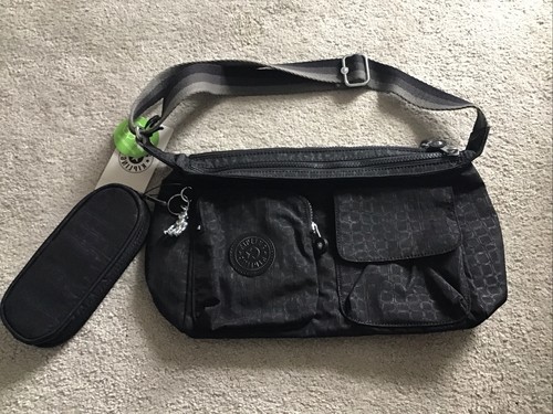 Bnwt kipling black - black, size
