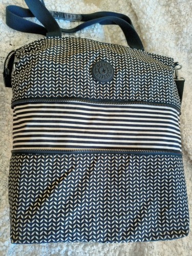 Kipling medium large