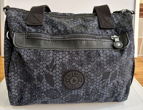 Pretty kipling shoulder - pretty,